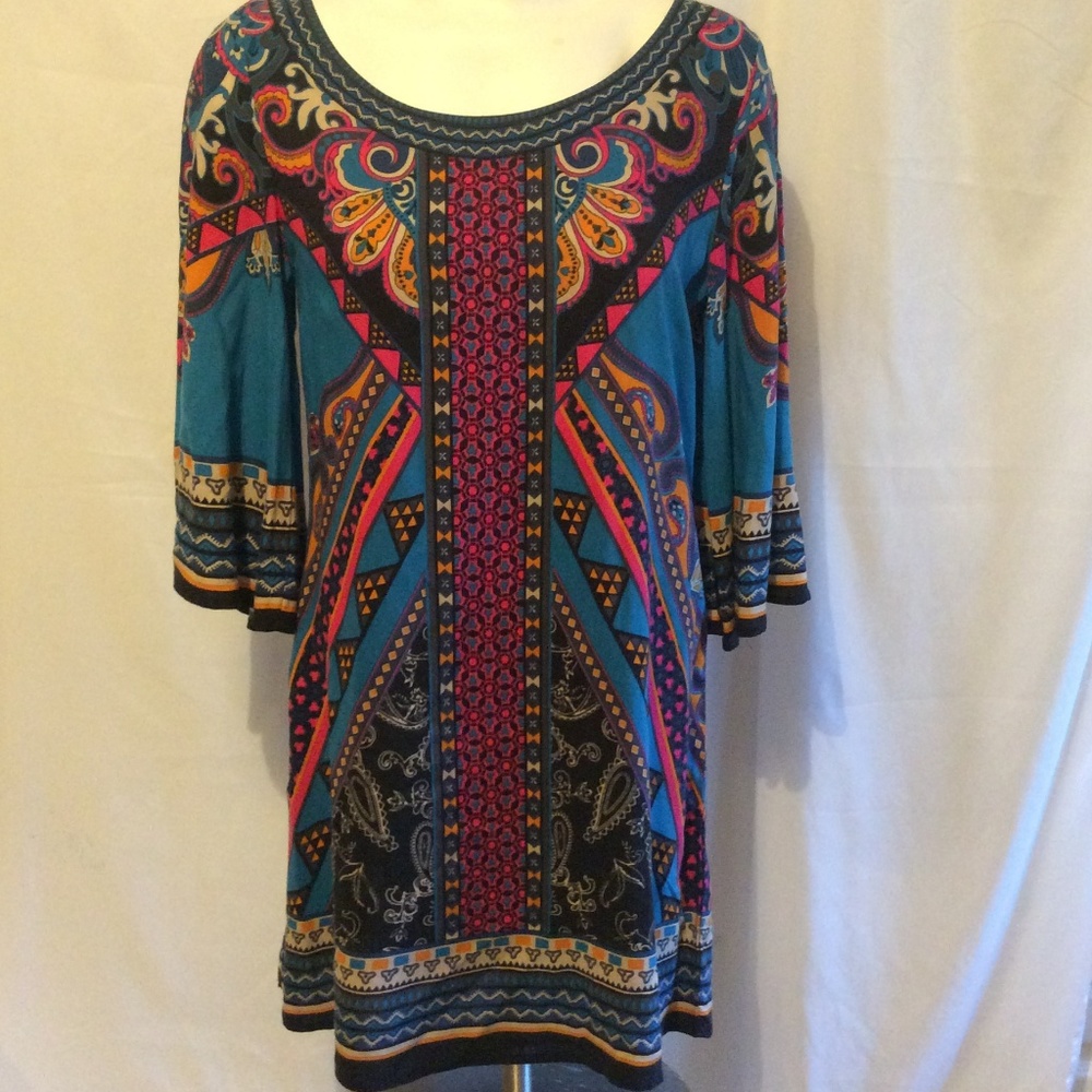 Flying Tomato Short Boho Small